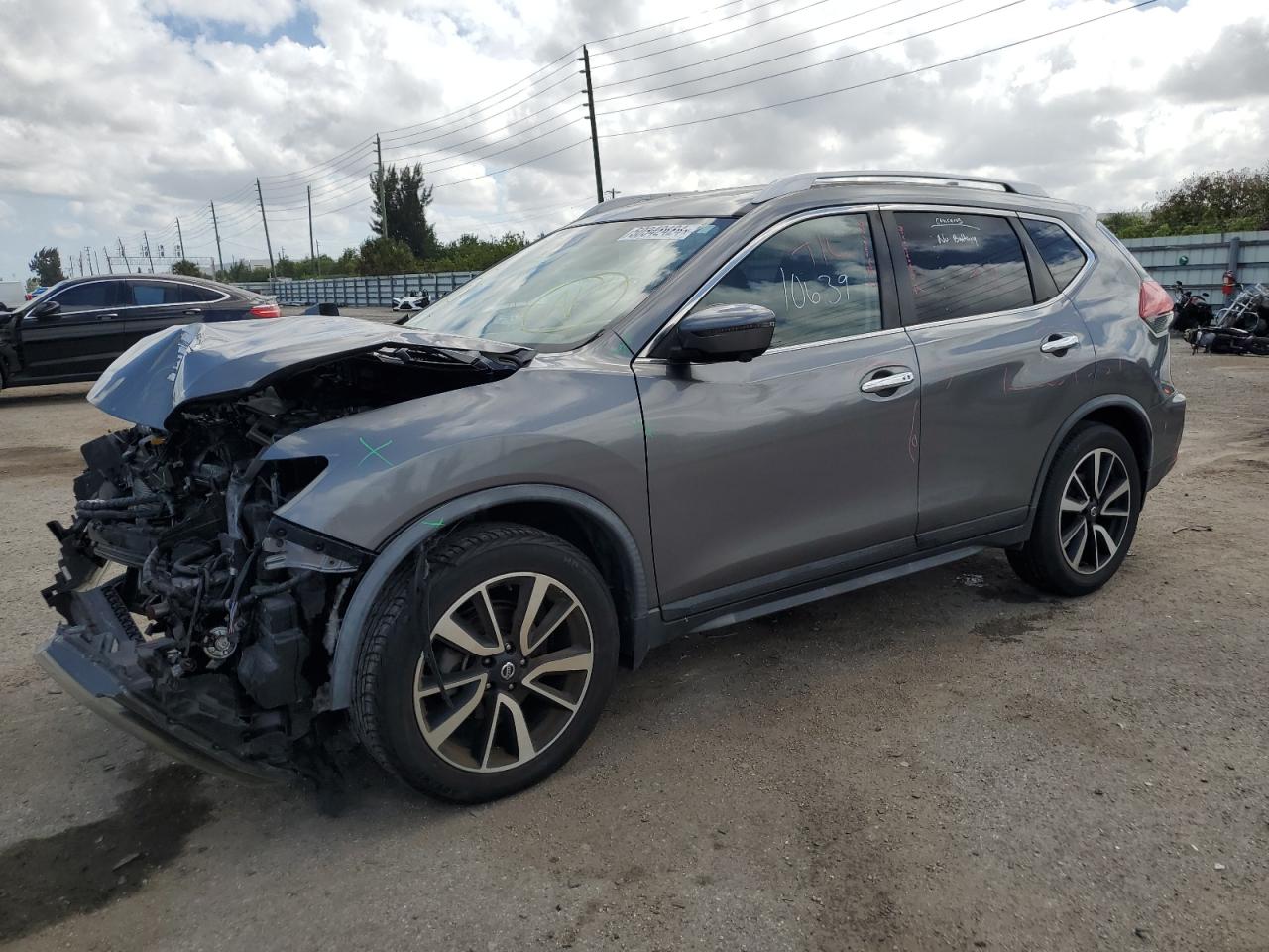 JN8AT2MTXJW468414 2018 Nissan Rogue S