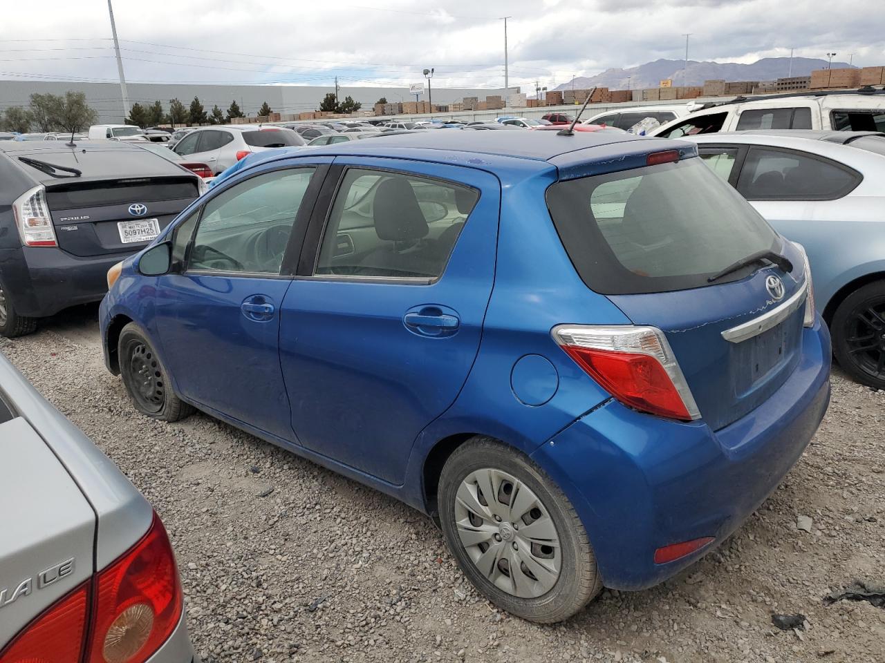 JTDKTUD36DD560342 2013 Toyota Yaris