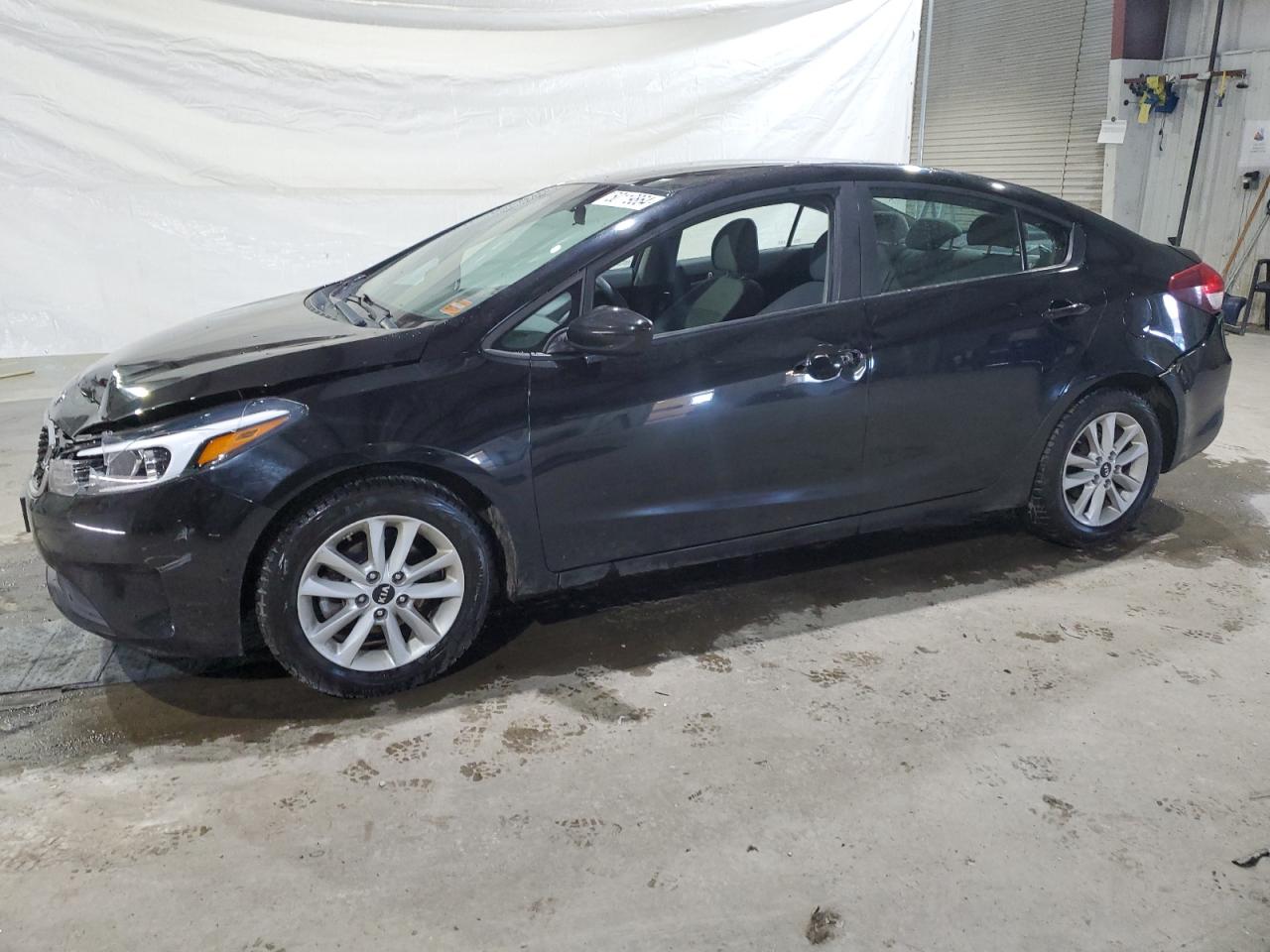 3KPFL4A78HE008130 2017 Kia Forte Lx