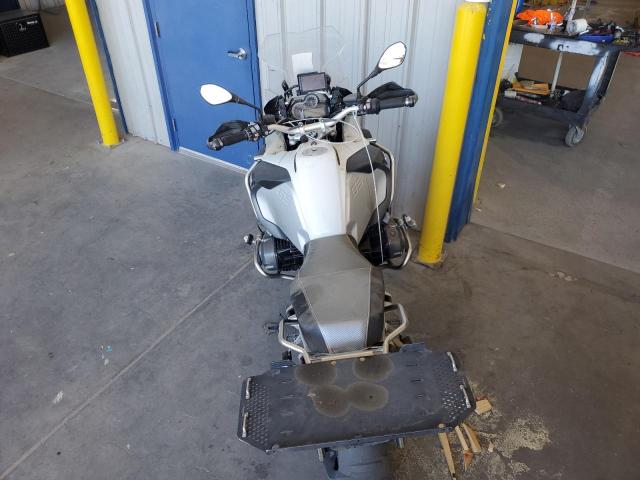 2015 BMW R1200 GS A - WB10A1200FZ098710