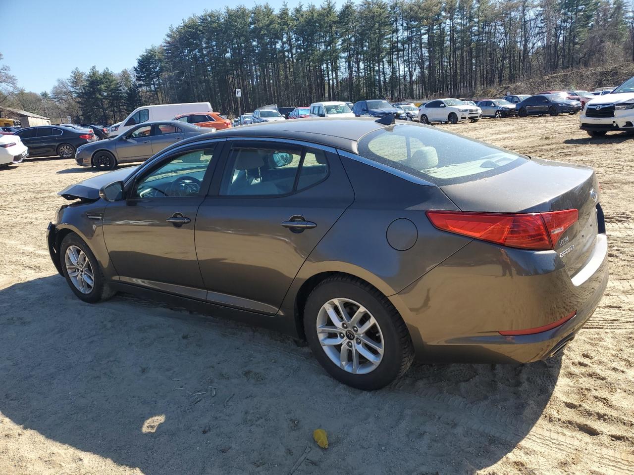 KNAGM4A78B5110500 2011 Kia Optima Lx