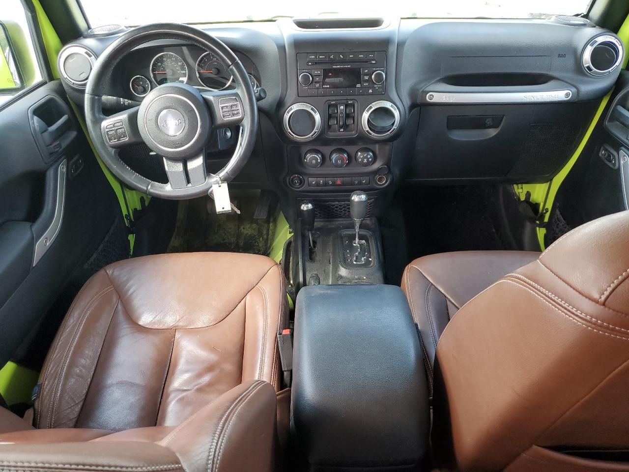 1C4BJWEG1HL534360 2017 Jeep Wrangler Unlimited Sahara