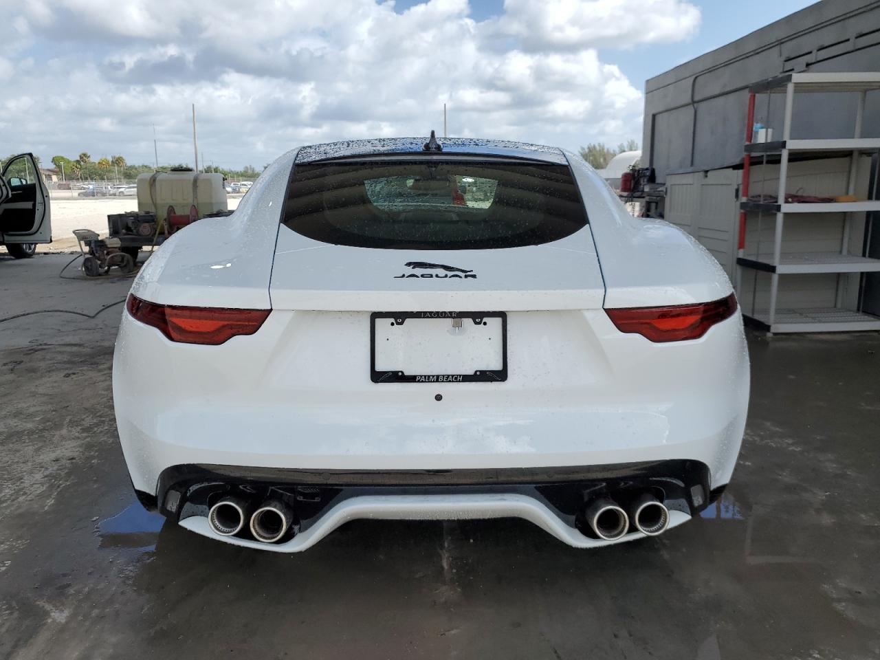 2024 Jaguar F-Type R Dynamic vin: SAJDF1EE1RCK85413