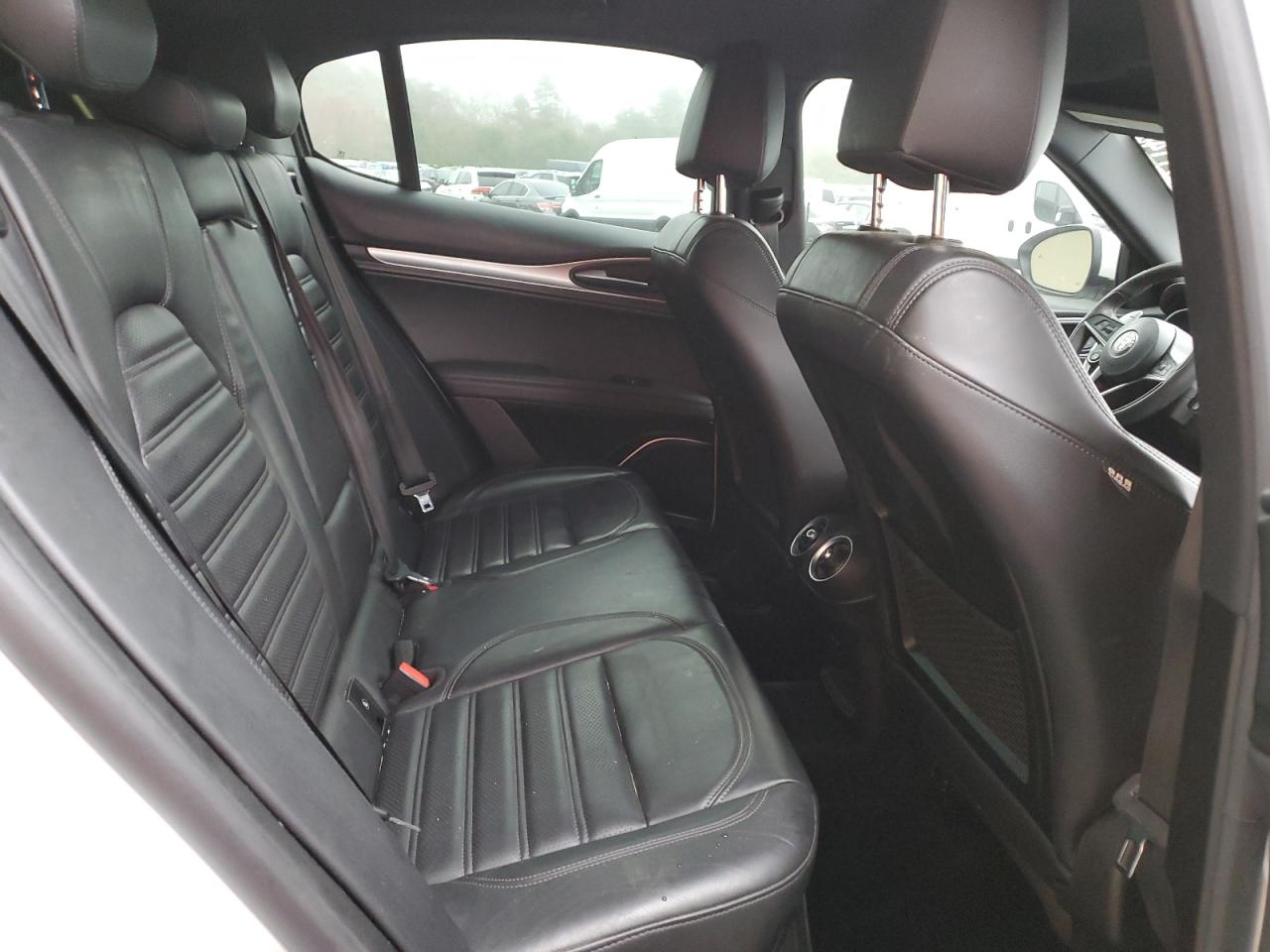 ZASFAKNN1J7B79477 2018 Alfa Romeo Stelvio Ti Sport
