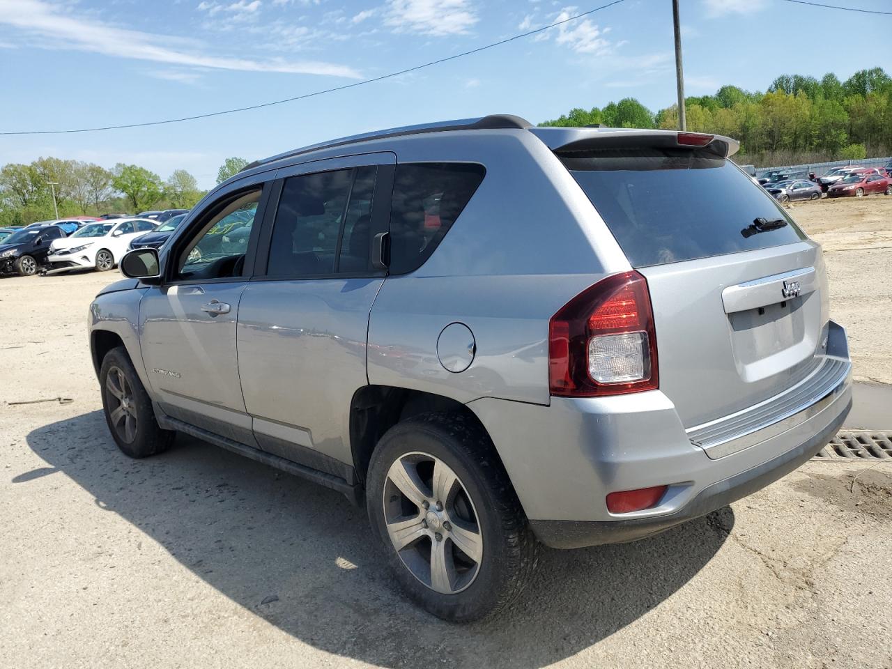 1C4NJCEA2HD157104 2017 Jeep Compass Latitude