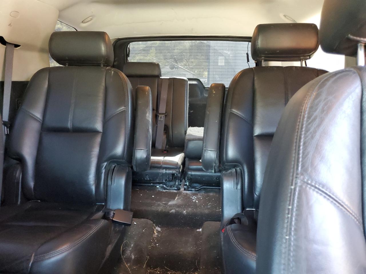 1GNUKBE00AR200087 2010 Chevrolet Tahoe K1500 Lt