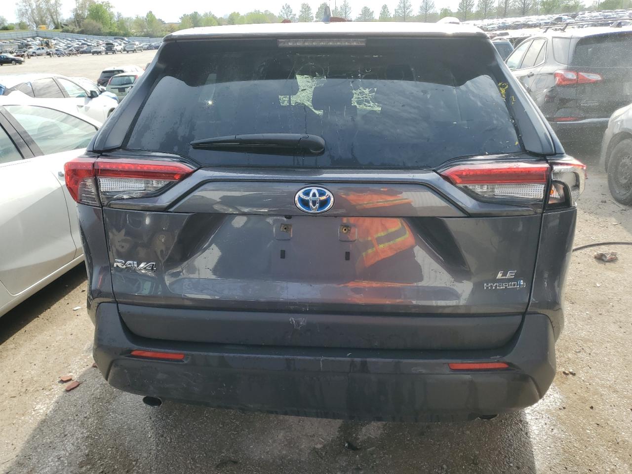 2019 Toyota Rav4 Le vin: JTMLWRFV3KD035145