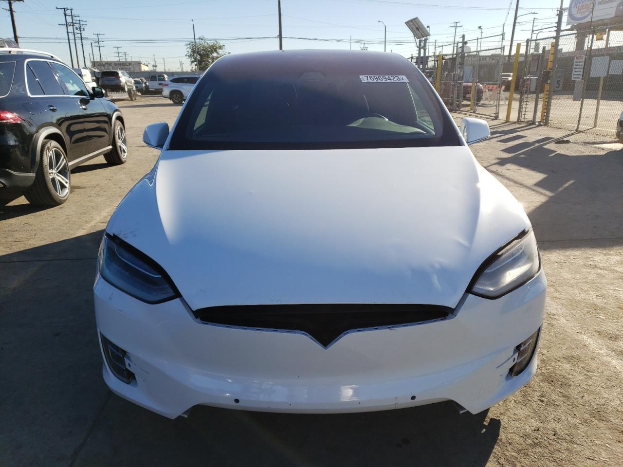 5YJXCAE25HF052047 2017 Tesla Model X