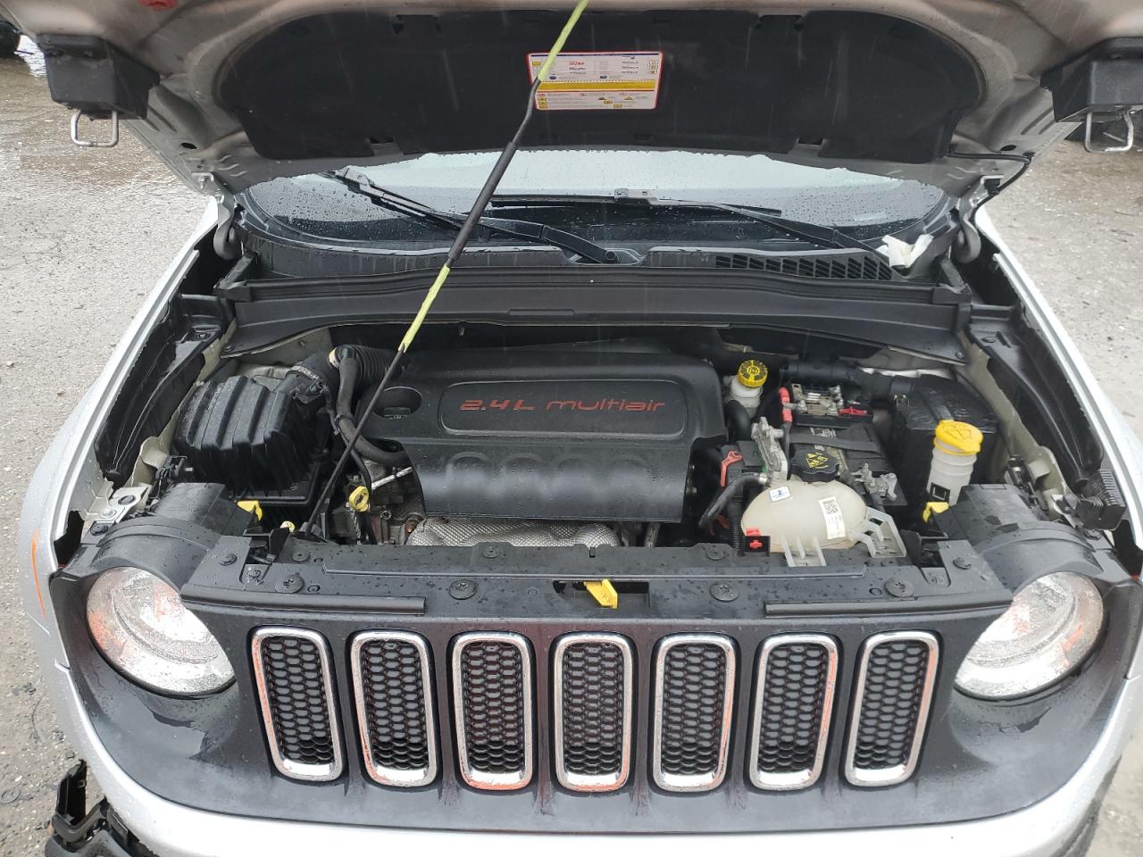 ZACCJABTXFPB33178 2015 Jeep Renegade Latitude