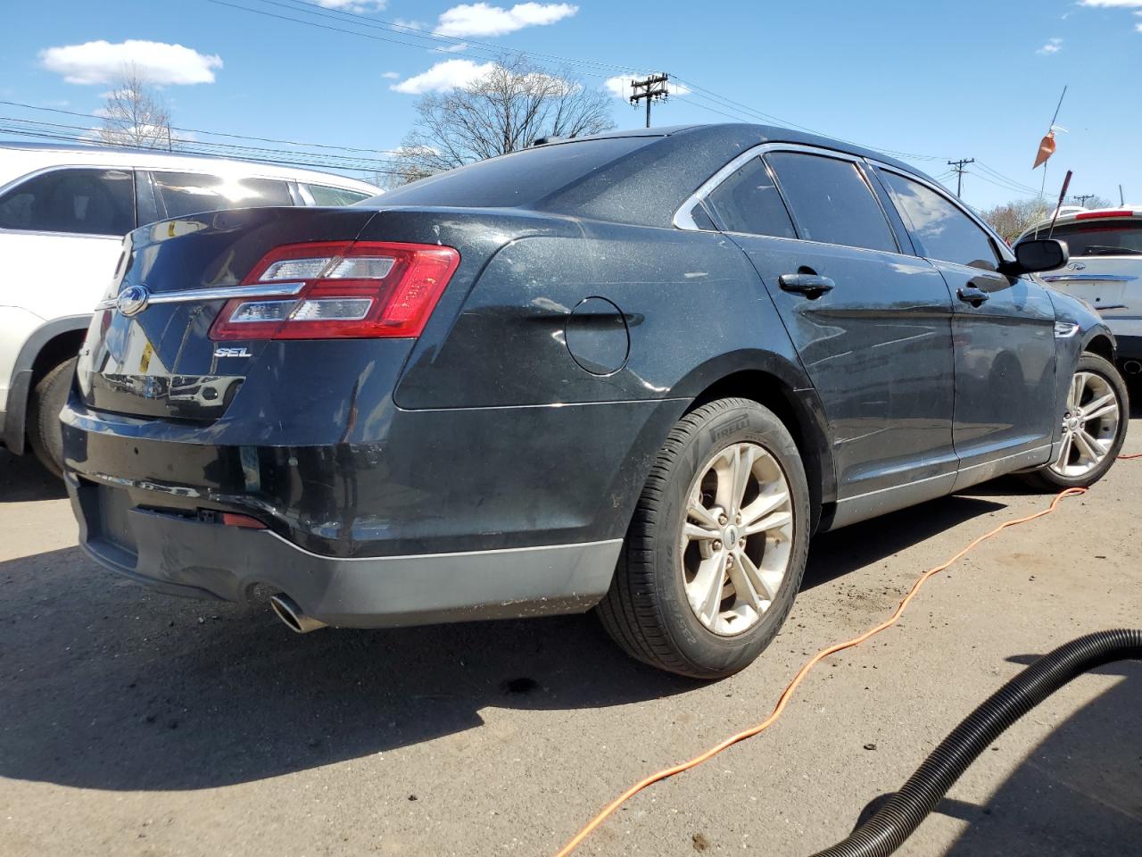 1FAHP2E89DG234388 2013 Ford Taurus Sel