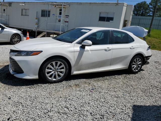 Lot #2489272580 2020 TOYOTA CAMRY LE salvage car