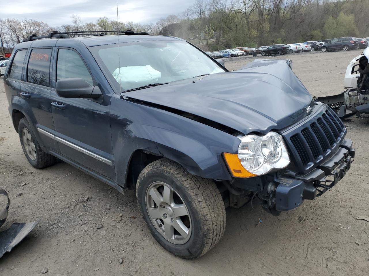 1J4PR4GK8AC124885 2010 Jeep Grand Cherokee Laredo