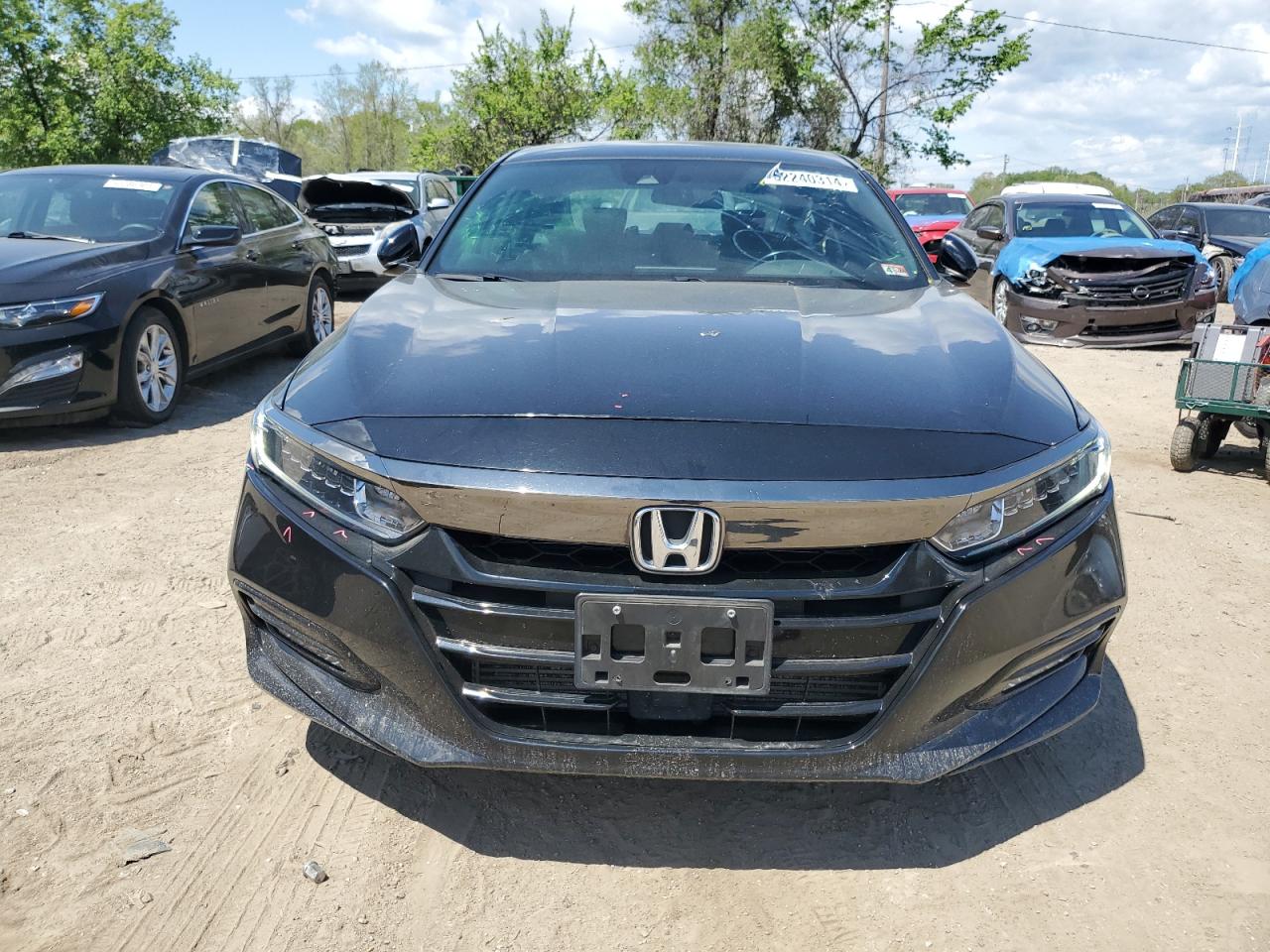 2018 Honda Accord Sport vin: 1HGCV1F32JA161999