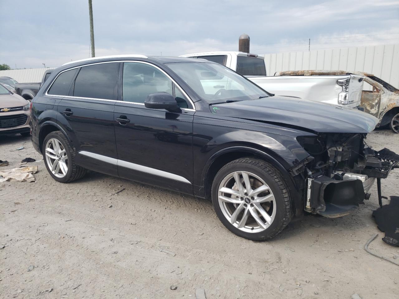 WA1VAAF75HD035807 2017 Audi Q7 Prestige