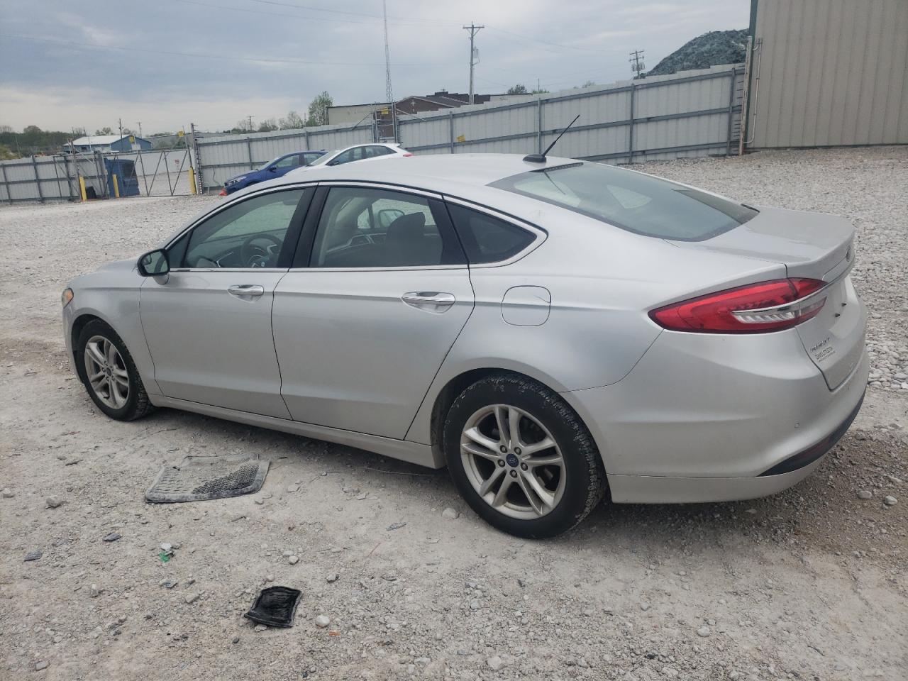 2018 Ford Fusion Se vin: 3FA6P0HD5JR149475