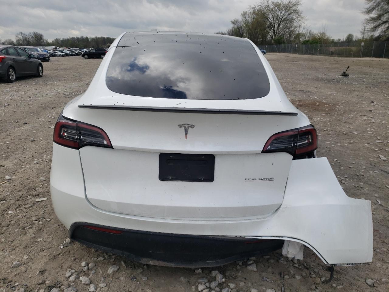 7SAYGDEF4PF591712 2023 Tesla Model Y