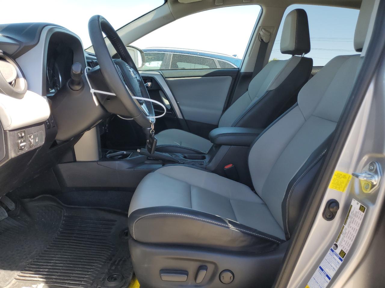 2T3DFREVXHW685964 2017 Toyota Rav4 Limited