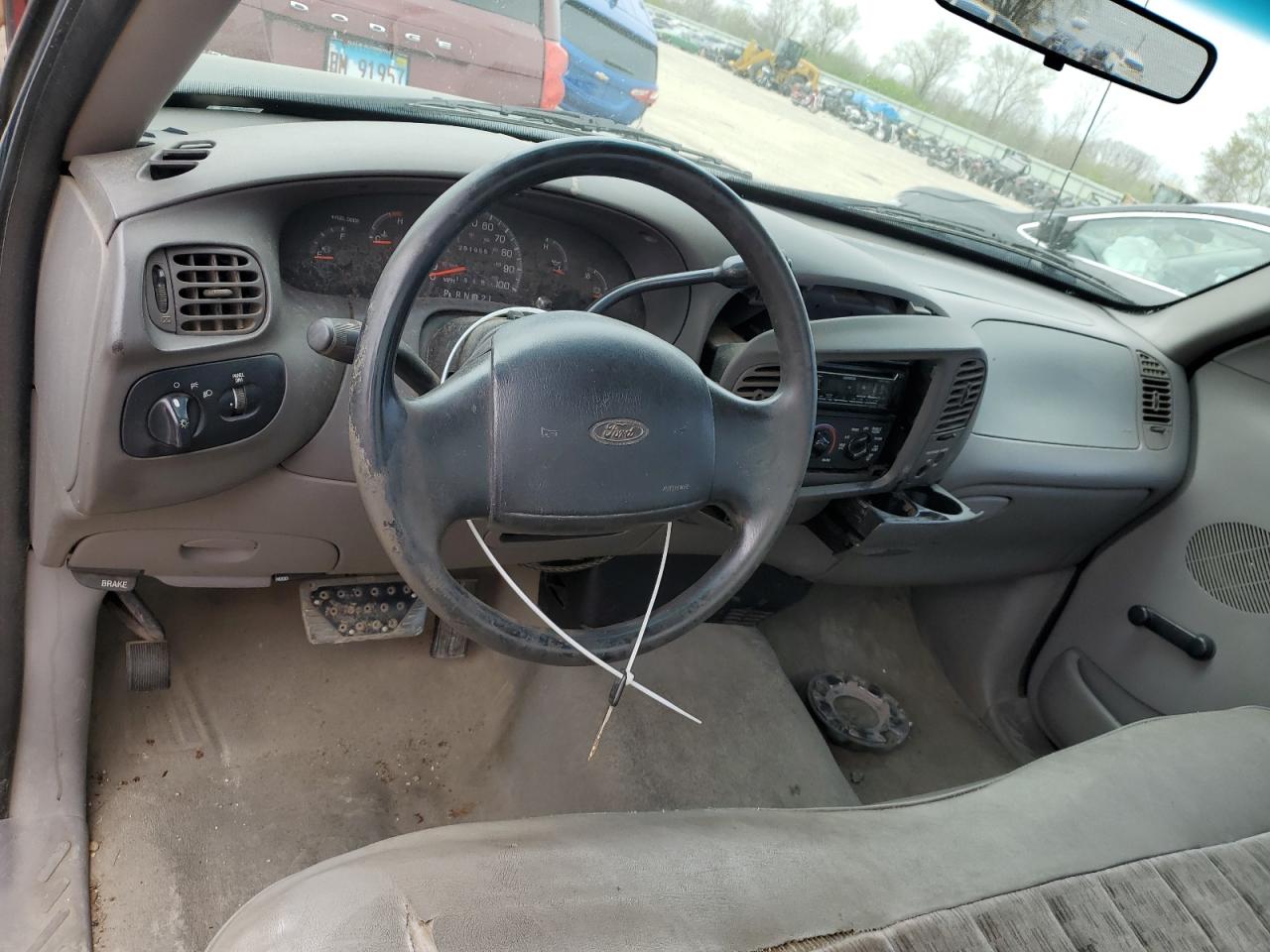 1FTDF07W8VKC63746 1997 Ford F150