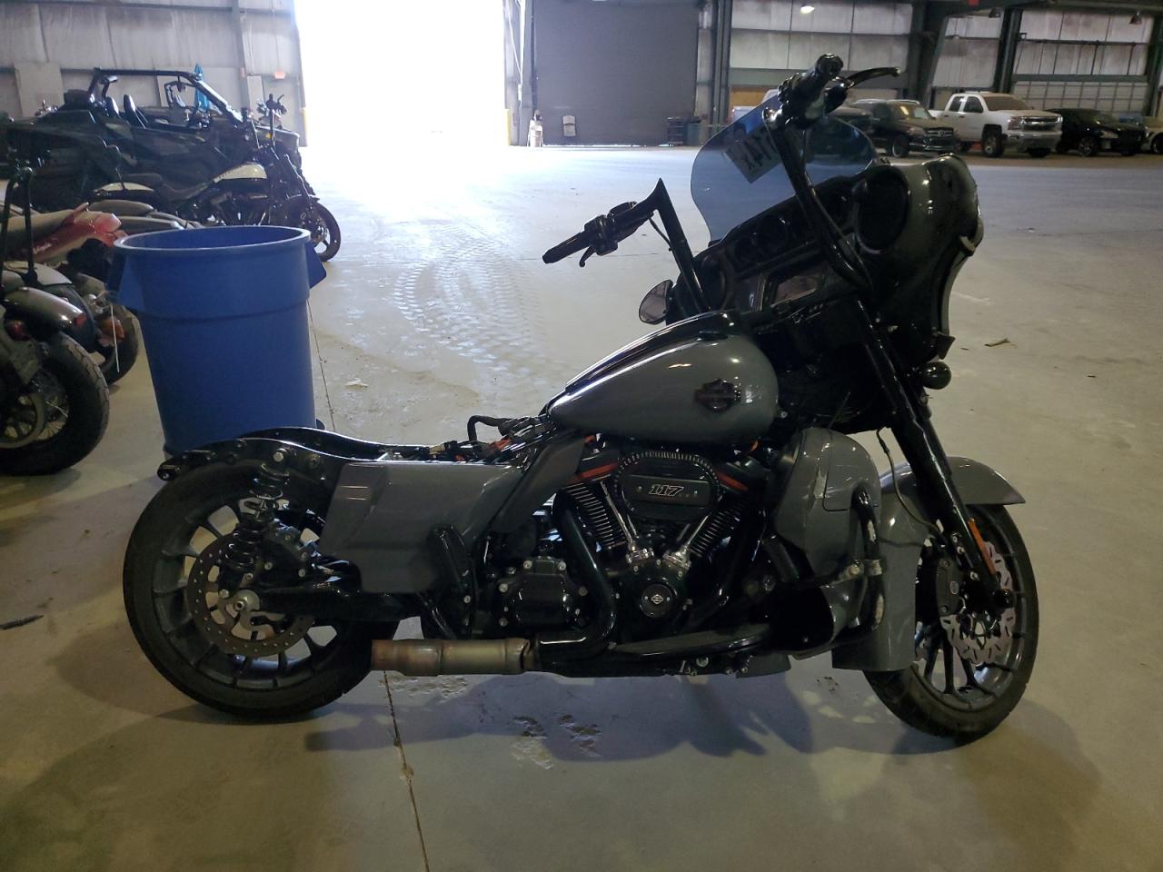 1HD1PXL1XJB953736 HARLEY-DAVIDSON FLHXSE CVO 2018