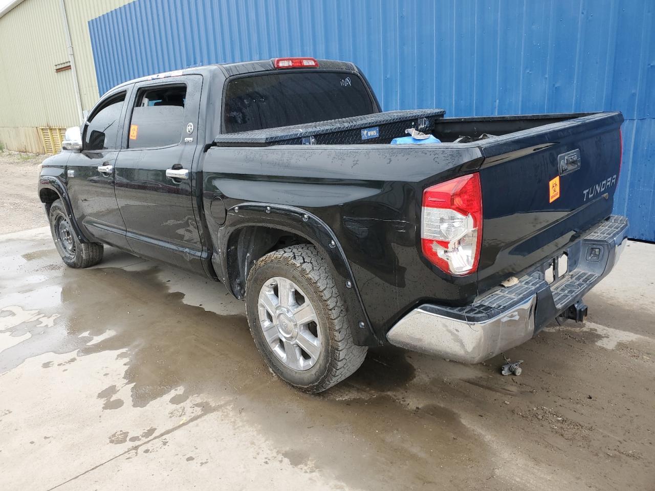 2018 Toyota Tundra Crewmax Sr5 vin: 5TFEY5F1XJX234697