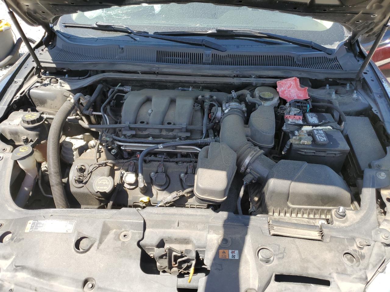 1FAHP2F84FG180189 2015 Ford Taurus Limited