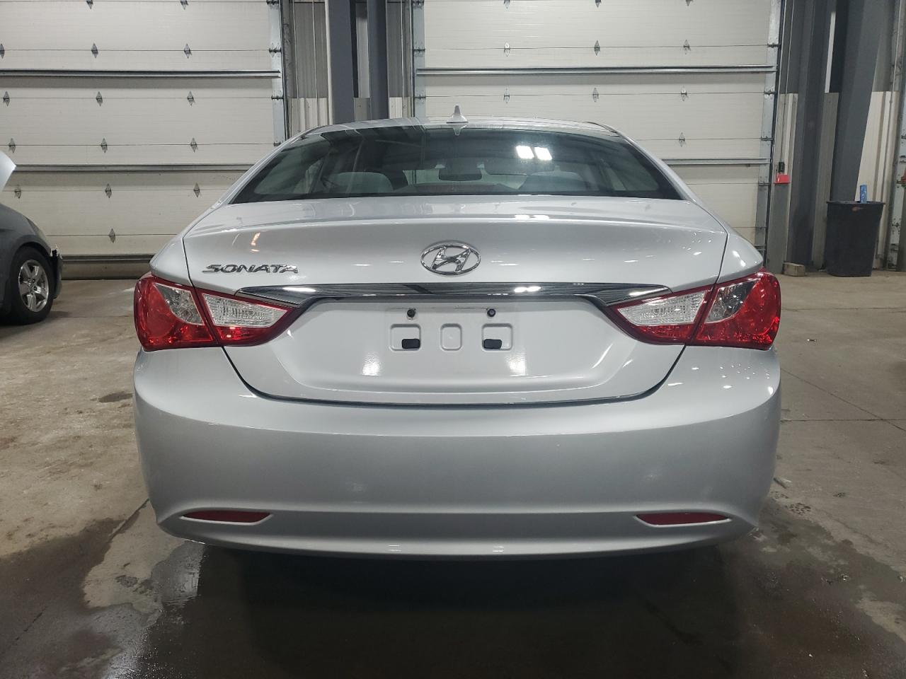 5NPEB4AC8DH589694 2013 Hyundai Sonata Gls
