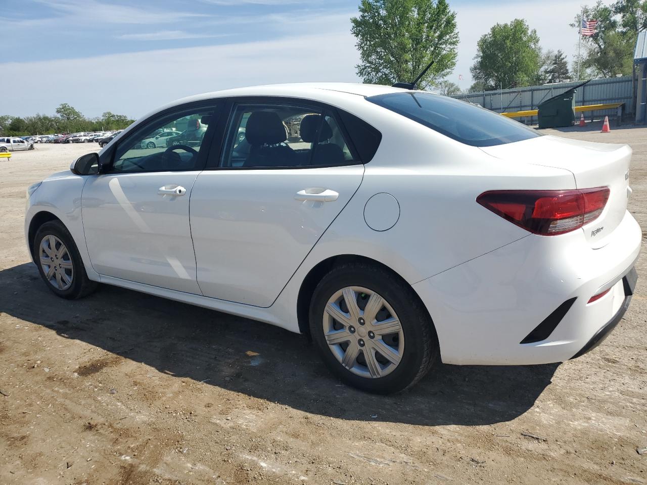 3KPA24AD3NE438016 2022 Kia Rio Lx