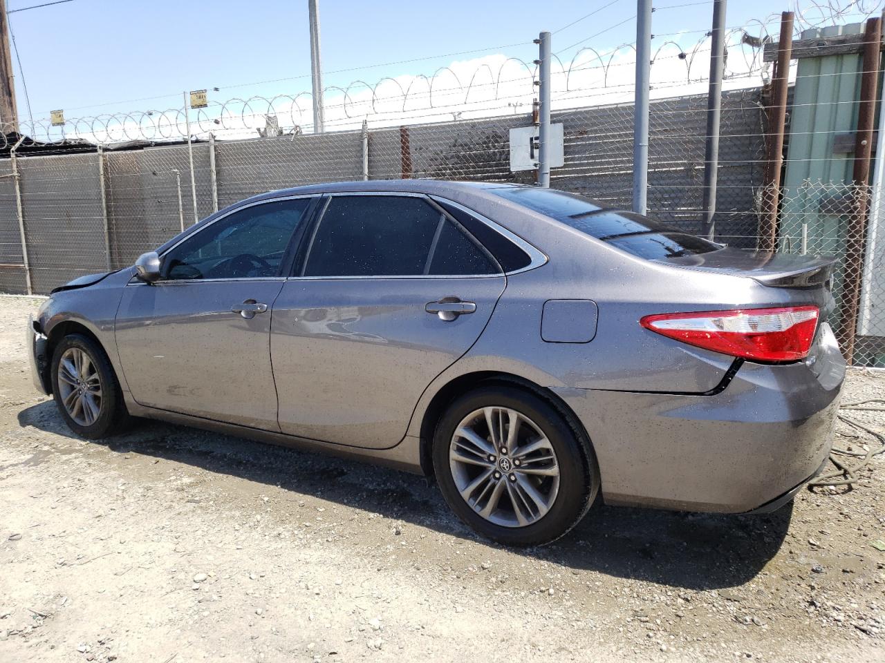 4T1BF1FK9FU994182 2015 Toyota Camry Le