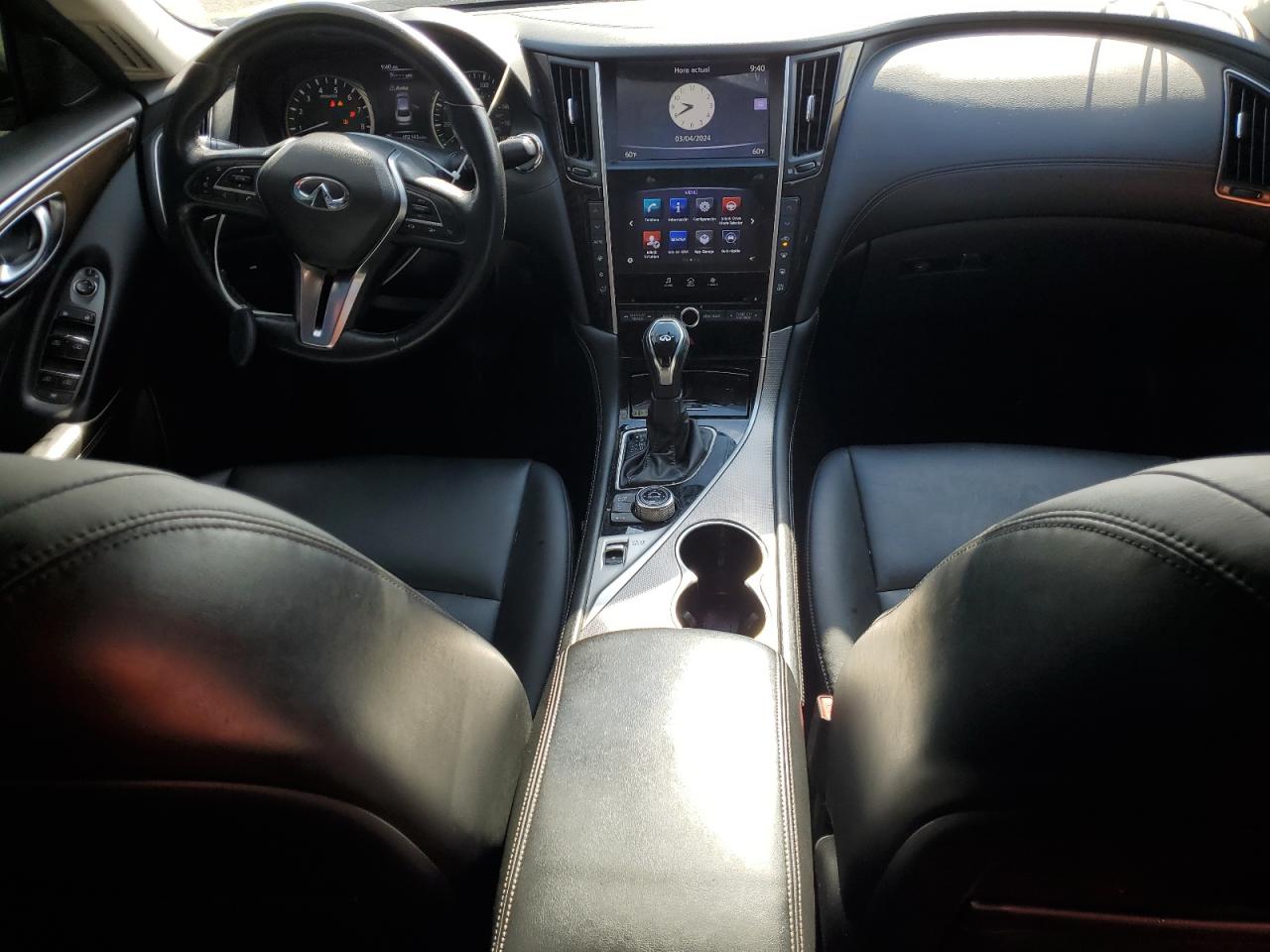 JN1EV7AP7JM591033 2018 Infiniti Q50 Luxe