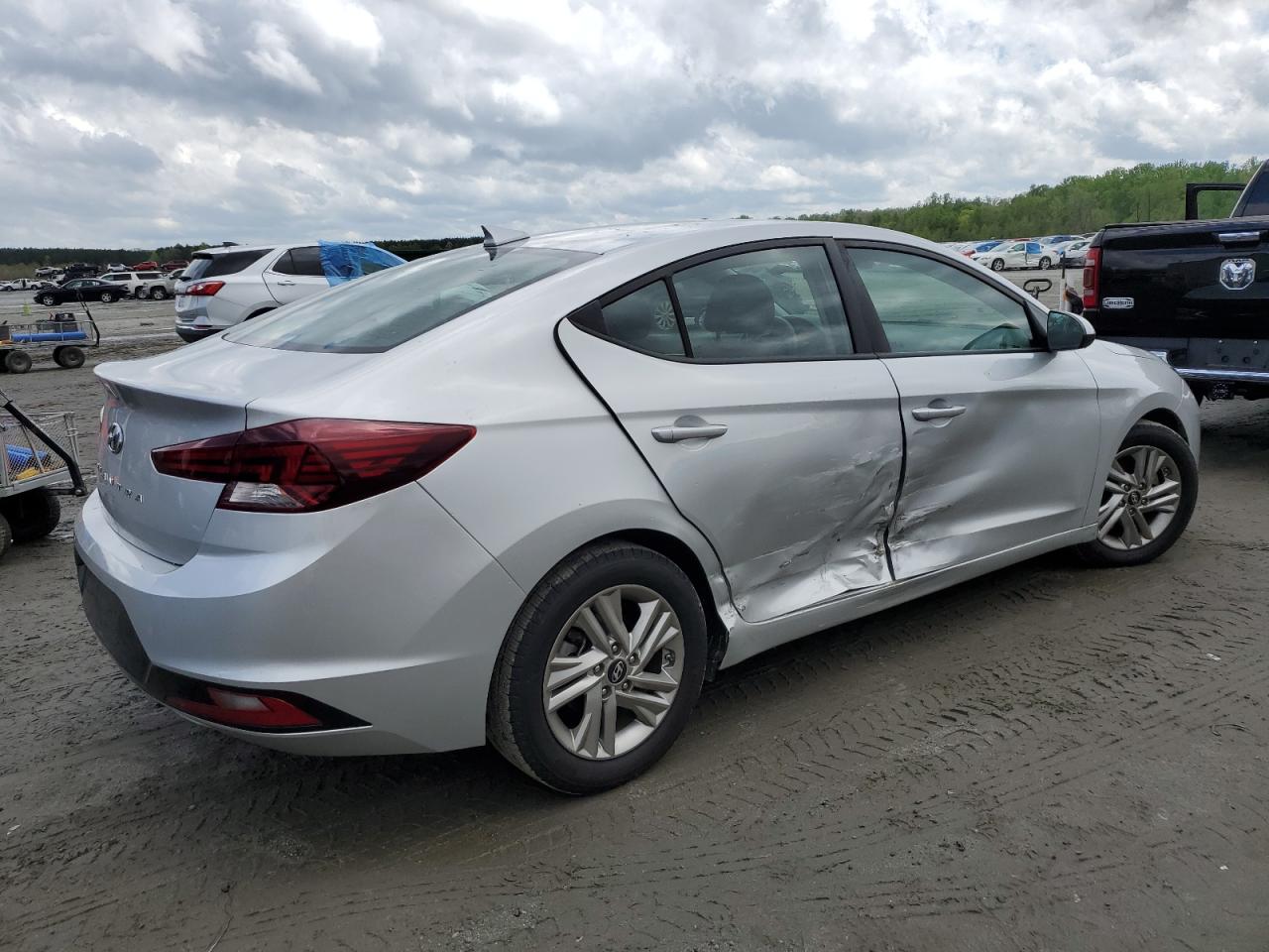 5NPD84LF4KH407780 2019 Hyundai Elantra Sel