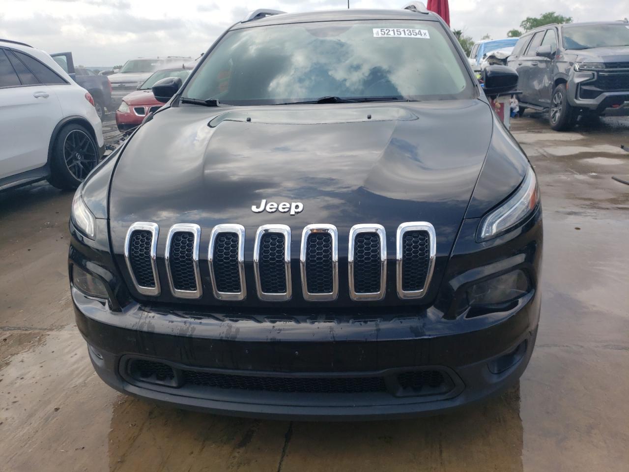 2018 Jeep Cherokee Latitude Plus vin: 1C4PJLLB2JD538204