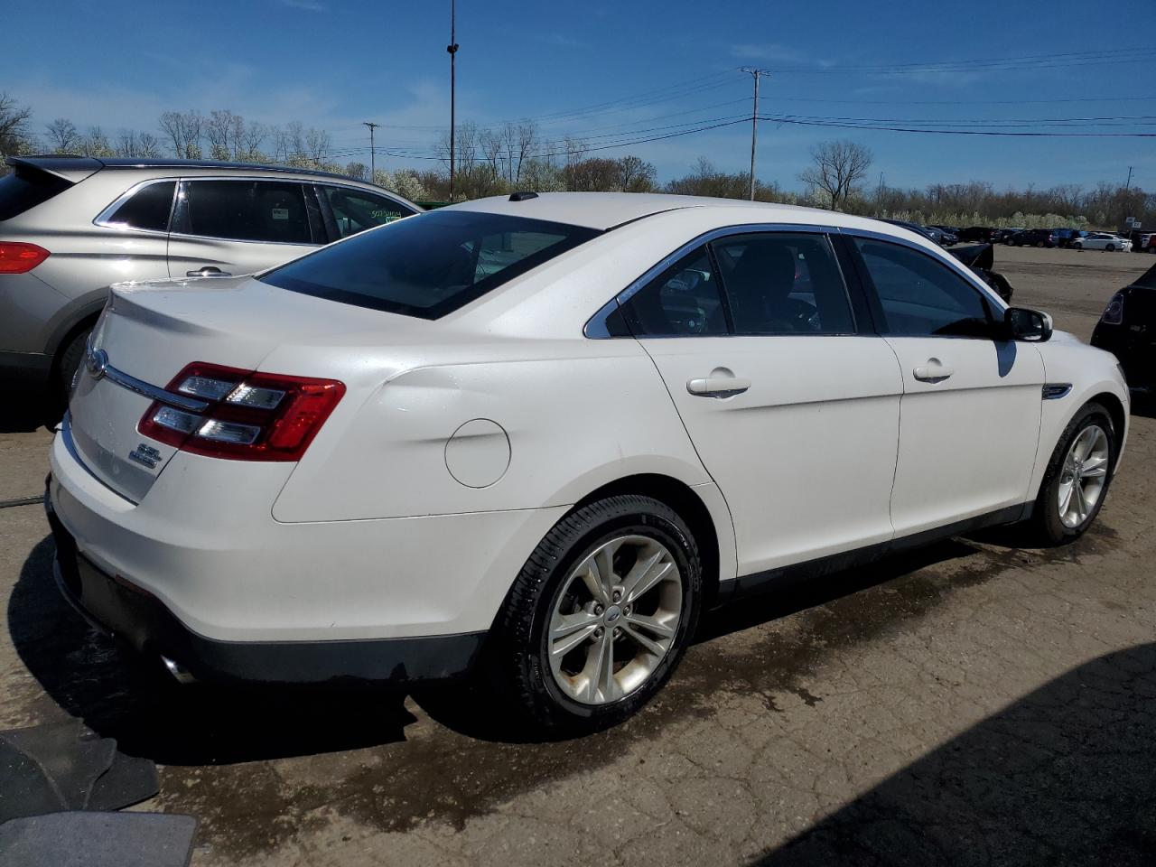 1FAHP2E8XEG140456 2014 Ford Taurus Sel