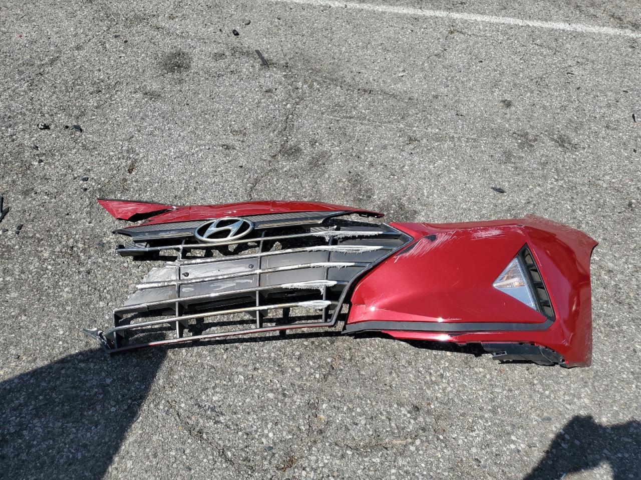 KMHD84LF1KU768000 2019 Hyundai Elantra Sel