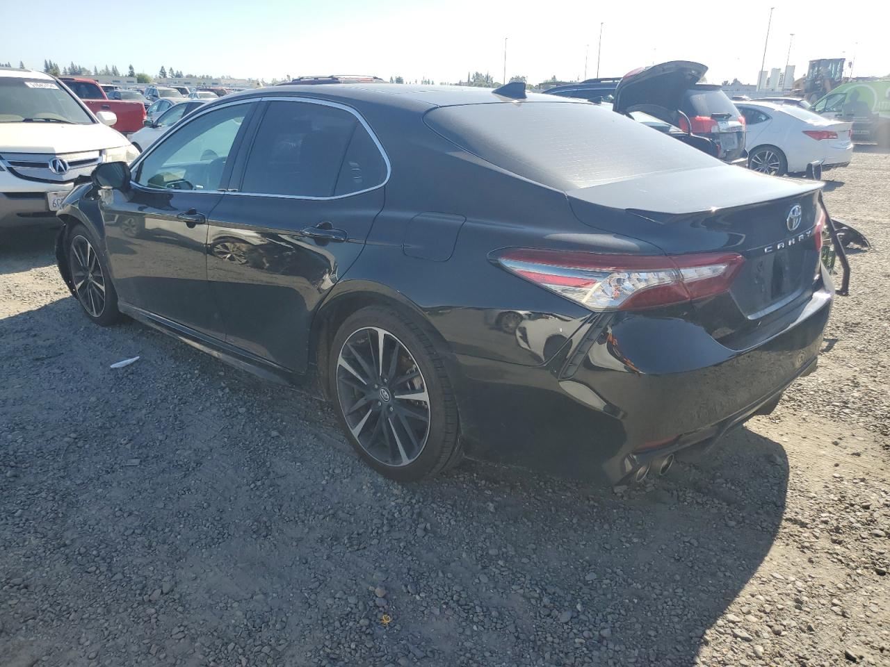 4T1BZ1HK1JU003800 2018 Toyota Camry Xse