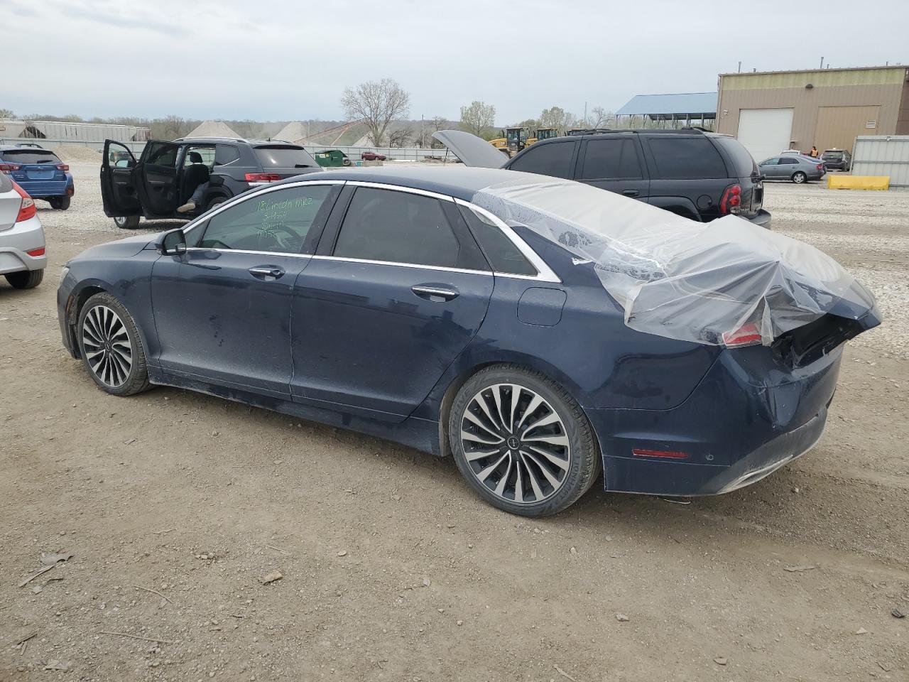 Lot #2821767469 2018 LINCOLN MKZ BLACK