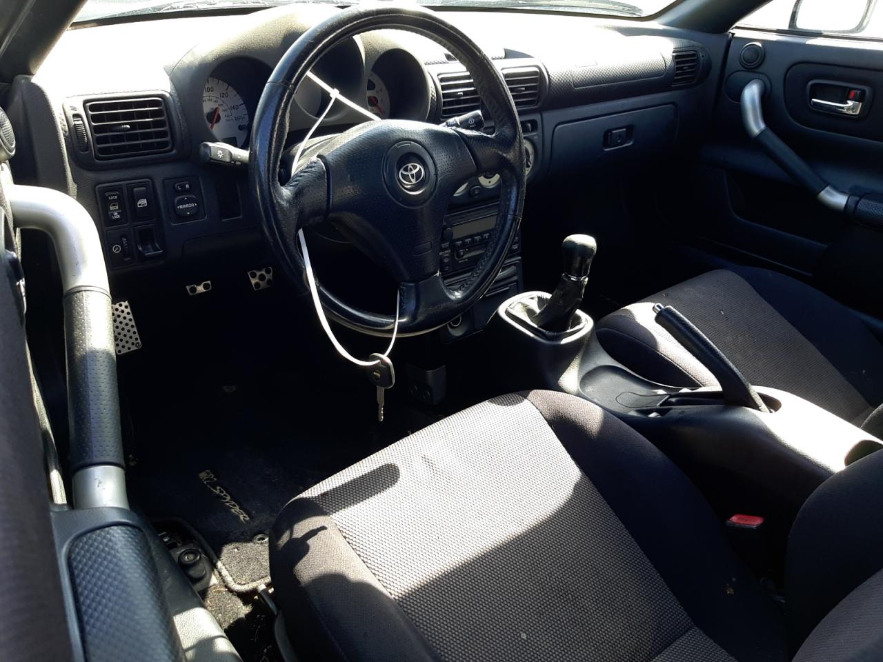 JTDFR3201Y0019361 2000 Toyota Mr2 Spyder