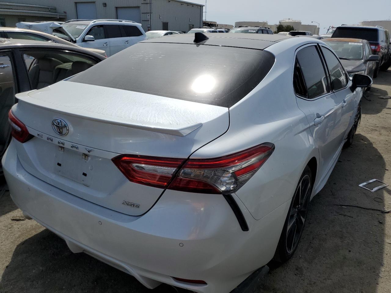 4T1BZ1HK0JU003058 2018 Toyota Camry Xse