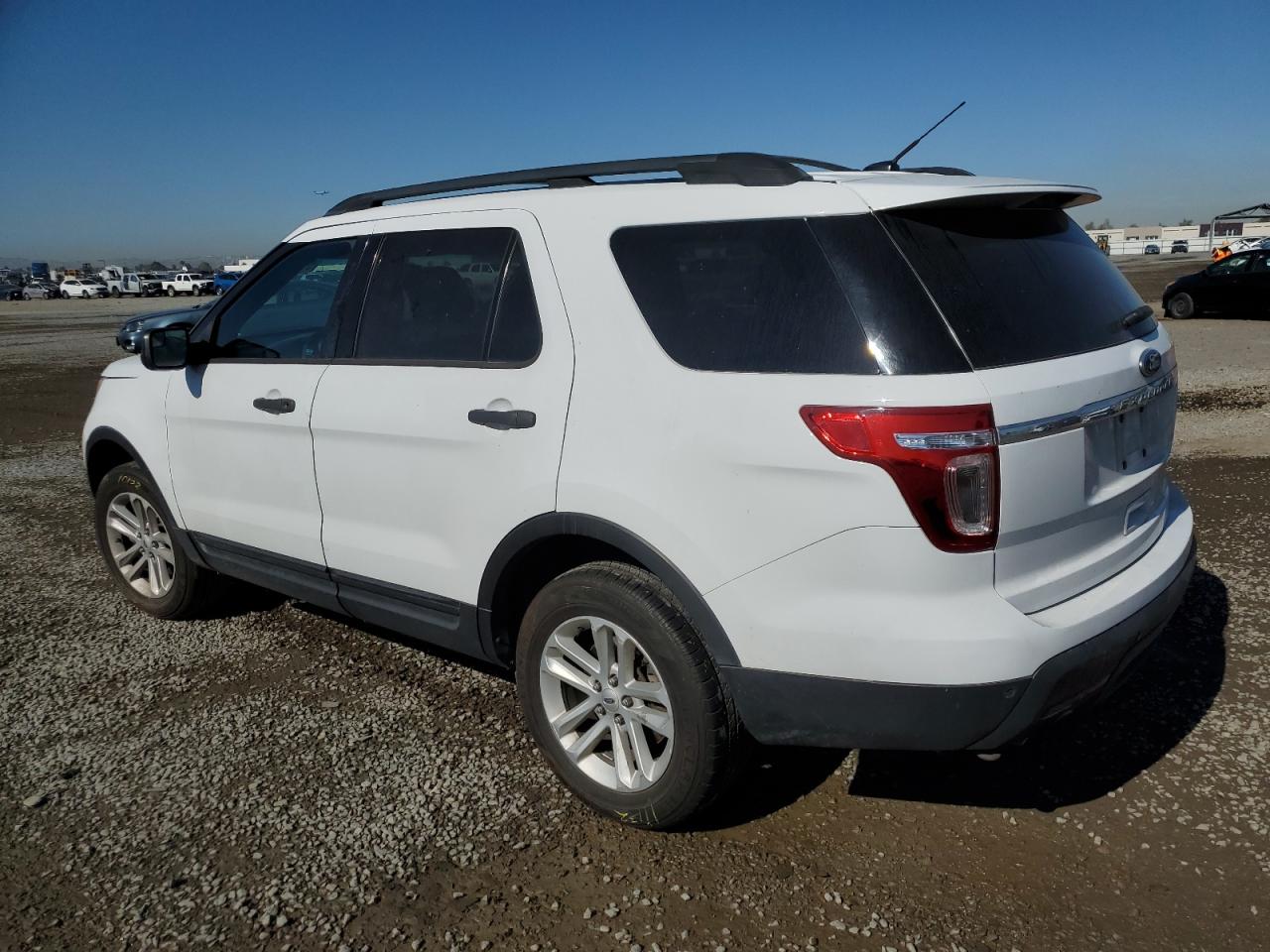 1FM5K8B84FGB52697 2015 Ford Explorer
