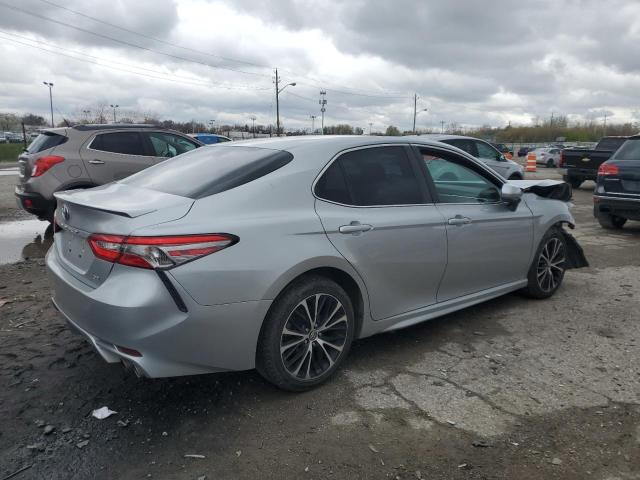 VIN 4T1B11HKXJU048080 2018 Toyota Camry, L no.3