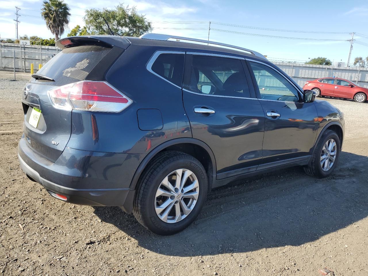 2016 Nissan Rogue S vin: KNMAT2MT6GP643224