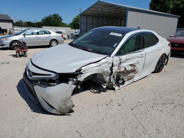 VIN 4T1BZ1HK4KU028420 2019 Toyota Camry, Xse no.1