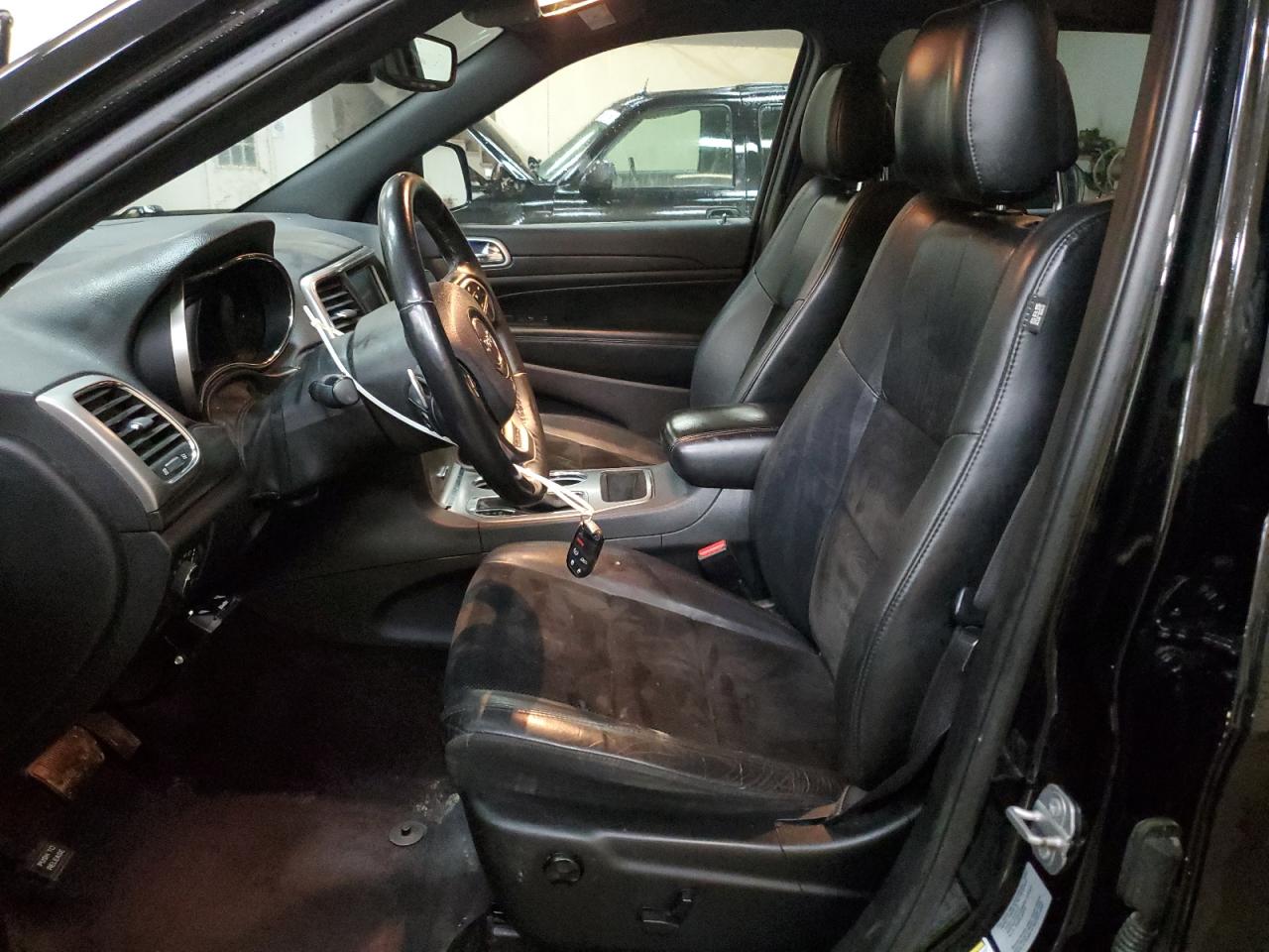 1C4RJFAG3HC886103 2017 Jeep Grand Cherokee Laredo