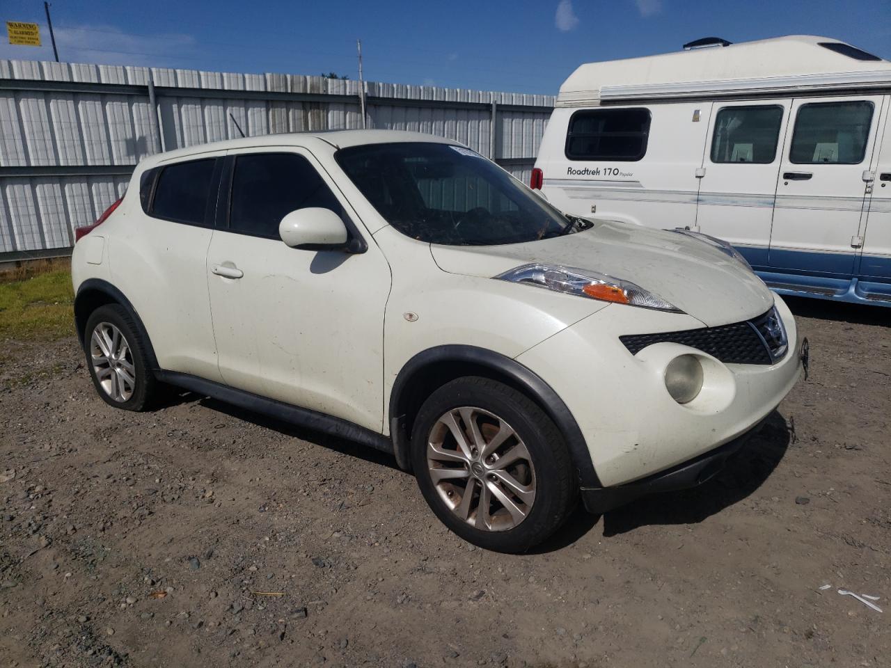 JN8AF5MRXBT007309 2011 Nissan Juke S