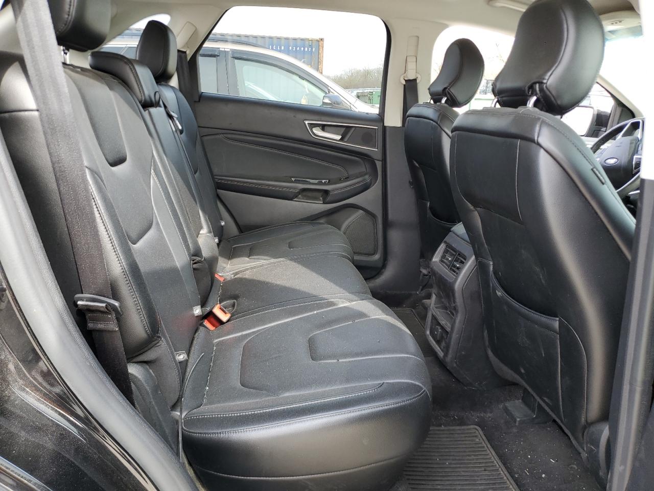 2FMTK4K80FBB48427 2015 Ford Edge Titanium