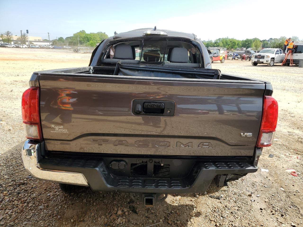 5TFAZ5CN8JX057294 2018 Toyota Tacoma Double Cab