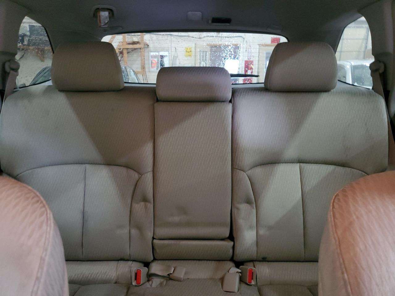 4S4BRBCC4B3441806 2011 Subaru Outback 2.5I Premium