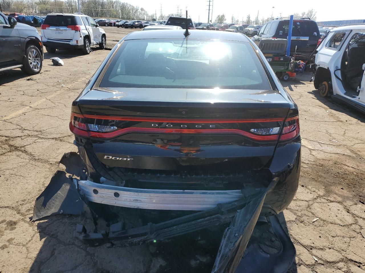 1C3CDFBB7FD300983 2015 Dodge Dart Sxt