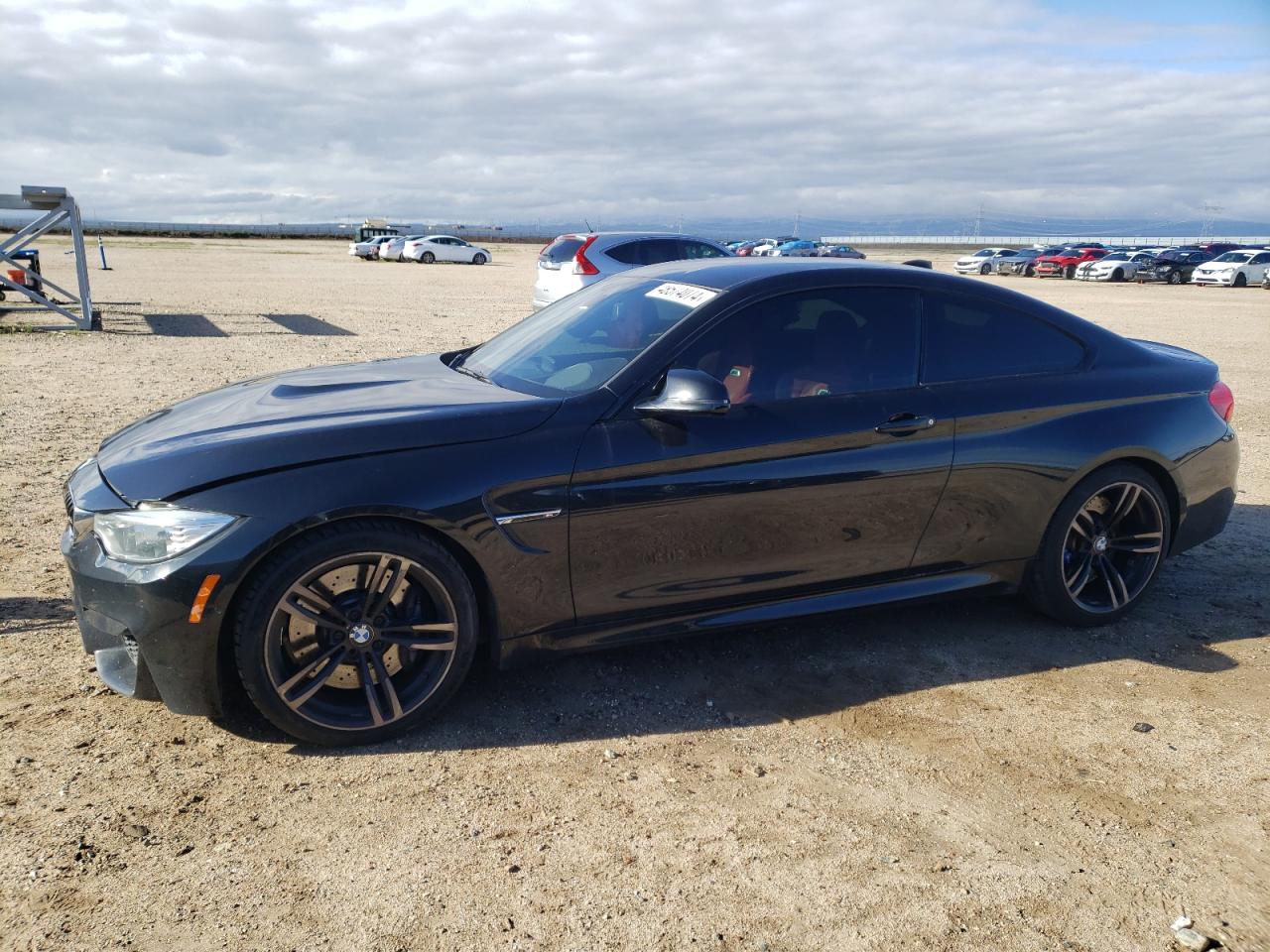 2016 BMW M4 vin: WBS3R9C59GK338082