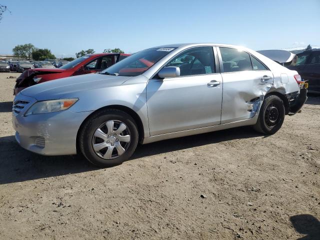 Lot #2510587786 2011 TOYOTA CAMRY BASE salvage car