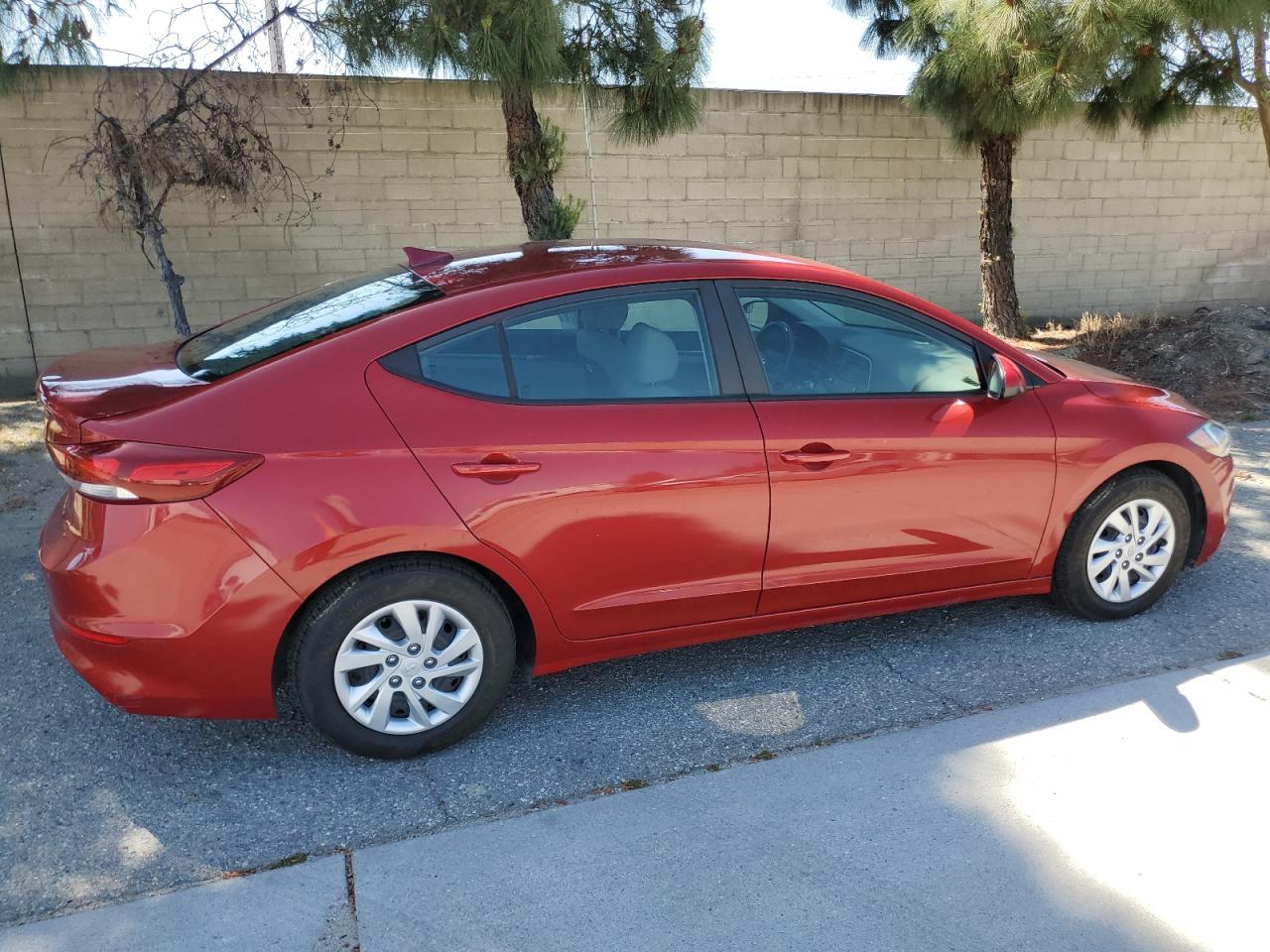 2017 Hyundai Elantra Se vin: KMHD74LF5HU328566